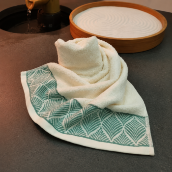 Luxury Green Palm Leaf Cotton Towel